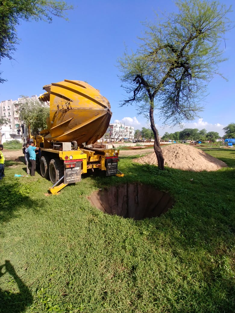 મિંધોલા નદી, નવસારી જિલ્લામાં પિયર કામ, જૂન 2023.